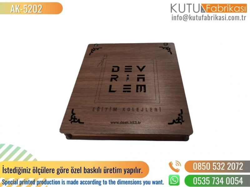 Wooden Box 5202