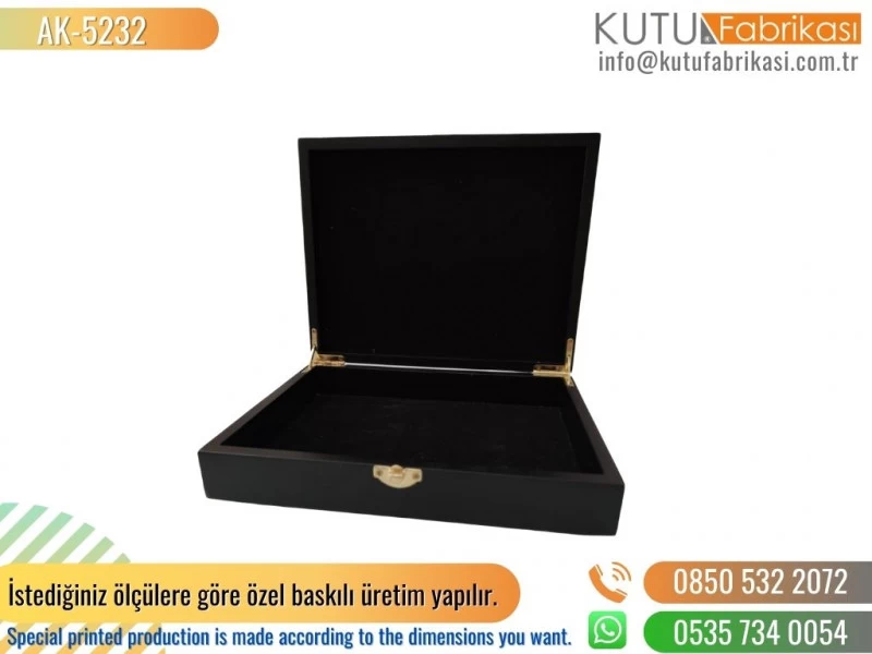 Wooden Box 5232